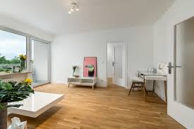 Der aktuelle durchschnittliche quadratmeterpreis für eine wohnung in münchen liegt bei 21,16 €/m². Renovierte 2 Zimmer Wohnung In Moosach My Private Residences