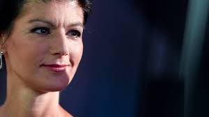 Wagenknecht war von 2010 bis 2014 eine der stellvertretenden parteivorsitzenden der linken. Sahra Wagenknecht News Der Faz Zur Linken Politikerin