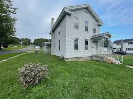 c. 1840 Fixer Upper in Oswego, NY. Under $60K