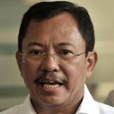 Obat oseltamivir ini bekerja dengan menghambat enzim neuraminidase. Terawan Pakai Tamiflu Untuk Obati Virus Corona