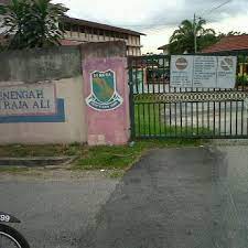 30 januari 2021 (sabtu) masa: Smk Raja Ali 1 Tip From 115 Visitors