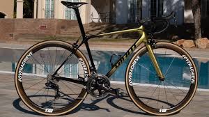 Ineos appear to have the strongest team in the criterium to support geraint thomas but the field also contains nairo quintana, steven kruijswijk and miguel angel lopez. Revealed Greg Van Avermaet S 2019 Tcr Advanced Sl Race Bike Ccc Team Youtube