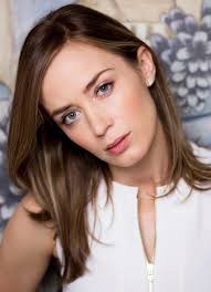 Filme online hd gratis subtitrate în română. Schauspielerin Emily Blunt Pickel Abdecken Beruhmtheiten Portrat Ideen