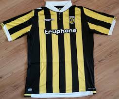 The club was founded in 1892. Vitesse Arnhem Home Futbolka 2015 2016