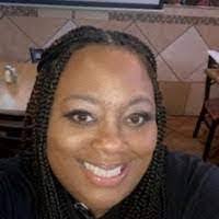 Shana Ware's Instagram, Twitter & Facebook