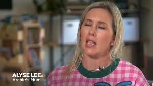 Bernadette Palmer's Instagram, Twitter & Facebook