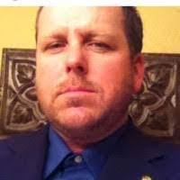 Travis Lomax's Instagram, Twitter & Facebook