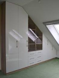 Es ist speziell auf die badplanung ausgelegt und kann ganz einfach online ausgeführt werden. Einbauschrank Mit Dachschrage Rechts Perfekt Passend Fur Die Dachschrage Von Schrankwerk De Schrank Dachschrage Einbauschrank Raume Mit Dachschragen