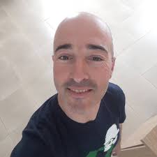 Ever wondered how to move a shipping container without a trailer? This  clever wheel mount system turns any container into a mobile unit in  minutes! 🚛💡 Perfect for DIYers, homesteaders, and off-grid