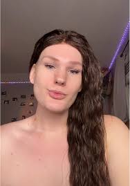 Irene Jade's Instagram, Twitter & Facebook