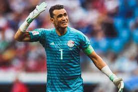 فهو كان حارس مرمى فالمنتخب و شارك فالعديد من المباريات. Ø¹ØµØ§Ù… Ø§Ù„Ø­Ø¶Ø±ÙŠ ÙŠØªÙ„Ù‚Ù‰ Ø¹Ø±Ø¶ Ø§ Ù„ØªØ¯Ø±ÙŠØ¨ Ø­Ø±Ø§Ø³ Ù…Ø±Ù…Ù‰ Ø§Ù„ÙˆØ¯Ø§Ø¯ Ø§Ù„Ù…ØºØ±Ø¨Ù‰ Ø³ÙˆØ¨Ø± ÙƒÙˆØ±Ø©