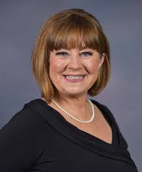 Diane Cordes's Instagram, Twitter & Facebook