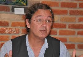 Alain Dion demeure à la présidence du PQ