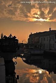 Stanco di guardare decine di siti web prima di decidere se ristorante da giuliano al porto canale è il ristorante adatto a te? Fotografie Cesenatico Emilia Romagna