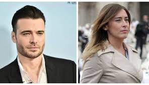 Giulio berruti è il fidanzato di maria elena boschi, il deputato di italia viva ospite oggi a verissimo per parlare della sua vita privata. Giulio Berruti Ha Tradito L Ex Fidanzata Con Maria Elena Boschi La Verita