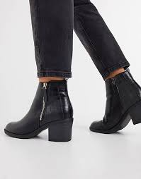 Check spelling or type a new query. Schuh Amy Schwarze Ankle Boots Mit Reissverschluss Und Mittelhohem Absatz Asos