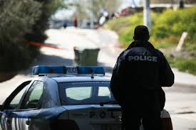 «δεν ξέρω ποιος τον σκότωσε, δεν ήμουν εκεί. Dolofonia Sth Dafnh Skotwse Th Syzygo Toy Kai Parado8hke Sthn Astynomia Lifo