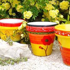 All planters regardless of style and shape have drainage holes built in. Business Solutions With Wholesale Spanish Ceramics Nenuco Garden Pots And Gourmet Cured Meats Direct From Ceramic Flower Pots Garden Pots Painted Flower Pots