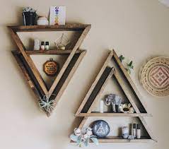 Ada banyak variasi gerakan push up yang bisa disesuaikan dengan kemampuan individu. 9 Variasi Ambalan Dinding Untuk Manfaatkan Dinding Kosong