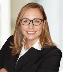 Jennifer Lagunas's Instagram, Twitter & Facebook