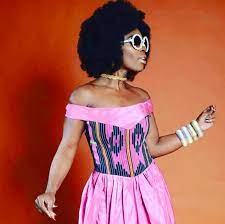 Bienvenue sur la chaîne officielle youtube de nos programmes de la rti 1 et rti 2 en replay. Robe Avec Bustier En Pagne Baoule Creation Sur Mesure Par Maison Beaurepaire Clothes For Women Top Outfits Women