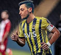 Hemen alışverişe başlayın, fenerbahçe ruhunu stilinize taşıyın! Fenerbahce Icin 180 Fikir 2021 Takim Fotograflari Futbolcular Duvar Kagidi