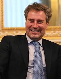 Via al piano triennale di investimenti ”Concreta e ambiziosa visione di  città“