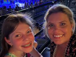 IS IT TIME TO TAKE A TRIP THAT WILL CHANGE YOUR LIFE? In 2019 dear friend Lesley  Armstrong was gifted a trip to Rwanda by a young man she helped care for