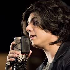 Arthur Sena 🎹🎤📺 (@arthursenafc)