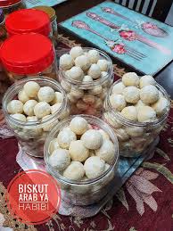 See more ideas about resepi biskut, aiskrim potong, pencuci mulut asia. Cara Buat 3 Biskut Lagend Iaitu Biskut Arab Biskut Makmur Inti Kacang Dan Inti Kurma Biskut Yang Menjadi Kesukaan Ramai Kongsi Resepi