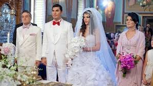 Cei doi au împreună 3 copii, un fiu pe nume milan cristian alina vidican și valentina pelinel, afaceri de milioane de euro. Alina Vidican Decizie Drastica La Doi Ani De La Divortul Cu Cristi Borcea