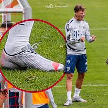 Support your favorite player at kitbag with joshua kimmich kits, jerseys and clothing! Bayern Munich Players To Debut Stunning Nike Neighbourhood Boots Collection Footy Headlines