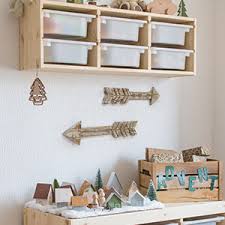 Glowing mason jar wall sconces. Amazon Com Arrows Wall Decor Set Of 2 Rustic Wood Arrow Sign Decorative Farmhouse Wall Hanging Decor Green Everything Else