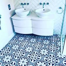 Bathroom design ideas with pebble tile floors. 24 Patterned Floor Tile Ideas For Your Bathroom