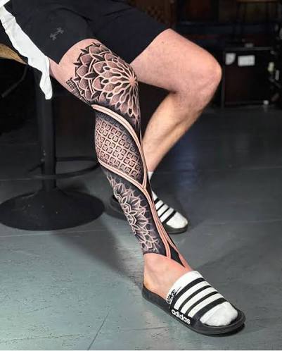 Ideas de Tattoos para hombres en l pierna Ideas De Tattoos 💉🩸🖤