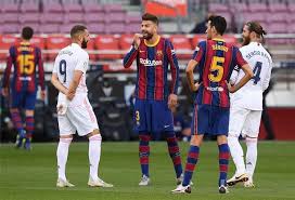 أعلن الاتحاد الإسباني لكرة القدم استبدال حكم مباراة الكلاسيكو بين ريال مدريد وبرشلونة غدا السبت في الجولة الـ30 من بطولة الدوري الإسباني. Ø¨ÙŠØ¯Ø±ÙŠ Ù…Ø¨Ø§Ø±Ø§Ø© Ø§Ù„ÙƒÙ„Ø§Ø³ÙŠÙƒÙˆ ØµØ¹Ø¨Ø© Ù„Ù„ØºØ§ÙŠØ© ÙˆØ­Ø¸ÙˆØ¸ Ø¨Ø±Ø´Ù„ÙˆÙ†Ø© ÙˆØ±ÙŠØ§Ù„ Ù…Ø¯Ø±ÙŠØ¯ Ù…ØªØ³Ø§ÙˆÙŠØ© Ø¨Ø·ÙˆÙ„Ø§Øª