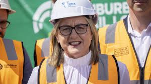 Oliver Peake breaks John Craig Shield run record