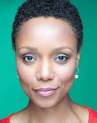 Robin Heil's Instagram, Twitter & Facebook