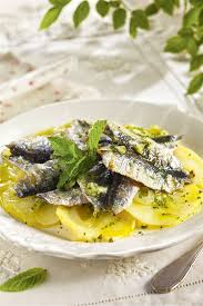 Como preparar sardinas enlatadas en salsa de tomate. Recetas Faciles Y Rapidas Con Sardinas En Lata