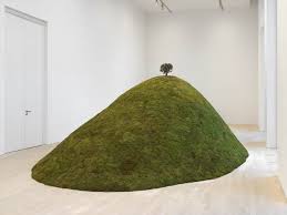 Deutsche Bank Artmag 68 News Roman Ondak At The K21 In Dusseldorf Kunstinstallation Ausstellung Ideen Kunstraum
