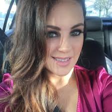 Danielle Desmond (@Danielle_McM)