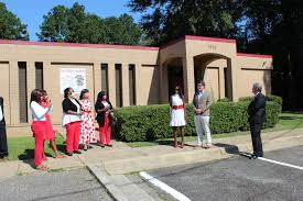 Please welcome Ms....