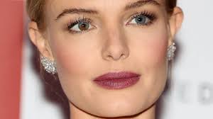 Blue crush actress kate bosworth recalls the thrills of surfing for the first time and the hardships of having to leave the surf life. Kate Bosworth Is Interested Being Part Of Nbc S Blue Crush Reboot