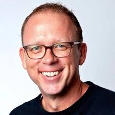 John Wade (@johnewade)