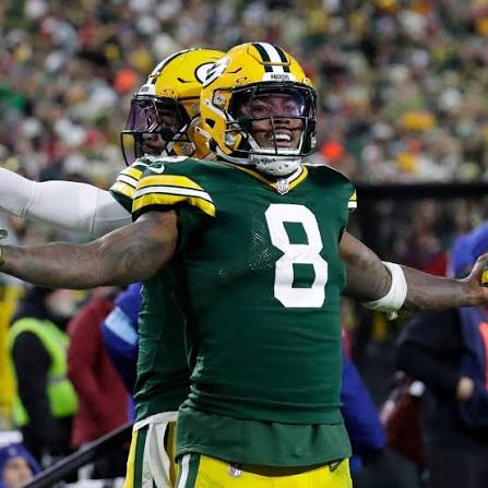 With that touchdown by Josh Jacobs, he surpassed his career high for  touchdowns in a season—what a signing for this team! Go Pack Go!