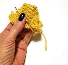 Other ways of knitting stitches and yarn overs are provided separately for the patterns. Slow Motion Kitchener Stitch V E R Y P I N K C O M Knitting Patterns And Video Tutorials