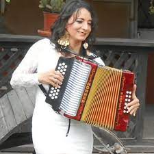Bertha Ceballos Paccini (@lasmusasdelvallenatomusic) • Instagram photos and  videos