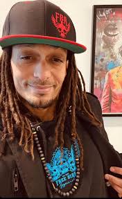 Community Warning: Jimmy James Morgan Posting anonymously for safety. He  presents himself as a hardworking stonemason based in Kelowna, but he also  takes jobs in Vernon, Sicamous, Osoyoos, and other Okanagan towns.