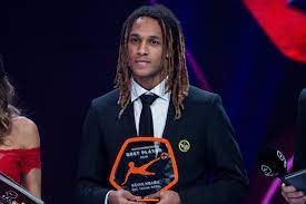 Mbabu fifa 21 is 25 years old and has 3* skills and 3* weakfoot. Kevin Mbabu Ist Der Super League Spieler Des Jahres Nzz