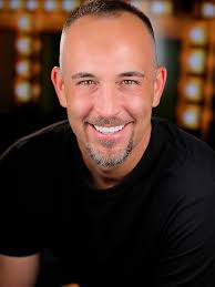 Уоррен МакКалло (Warren McCullough): фильмы, сериалы, биография, возраст,  фильмография — Media-Guide TV